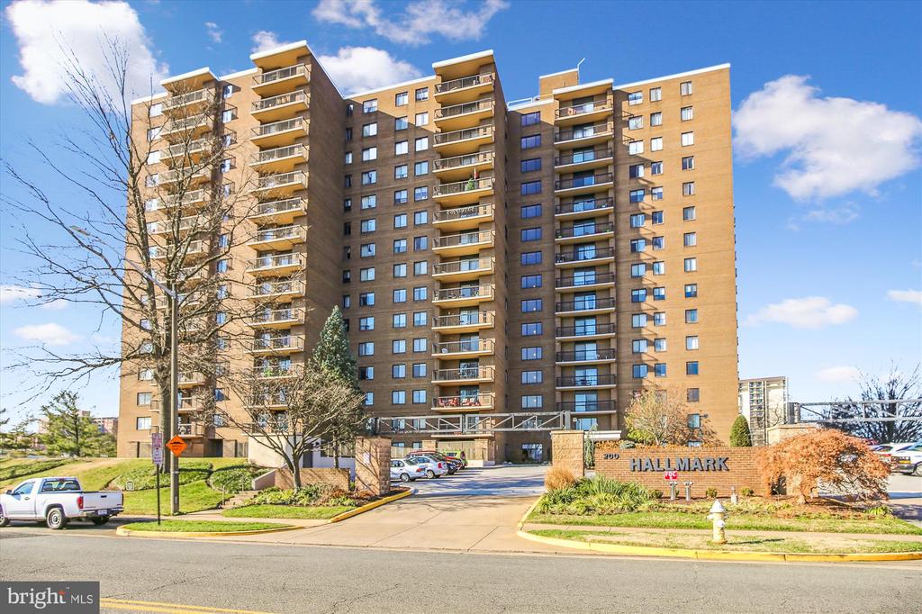 200 N PICKETT STREET 111