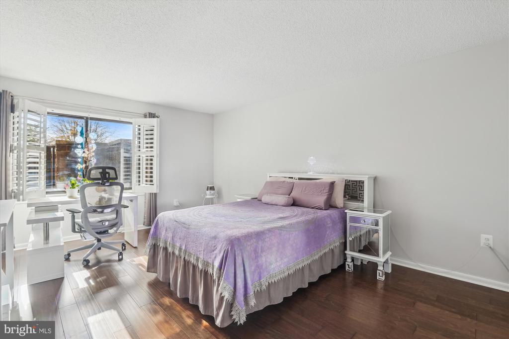 200 N PICKETT STREET 111