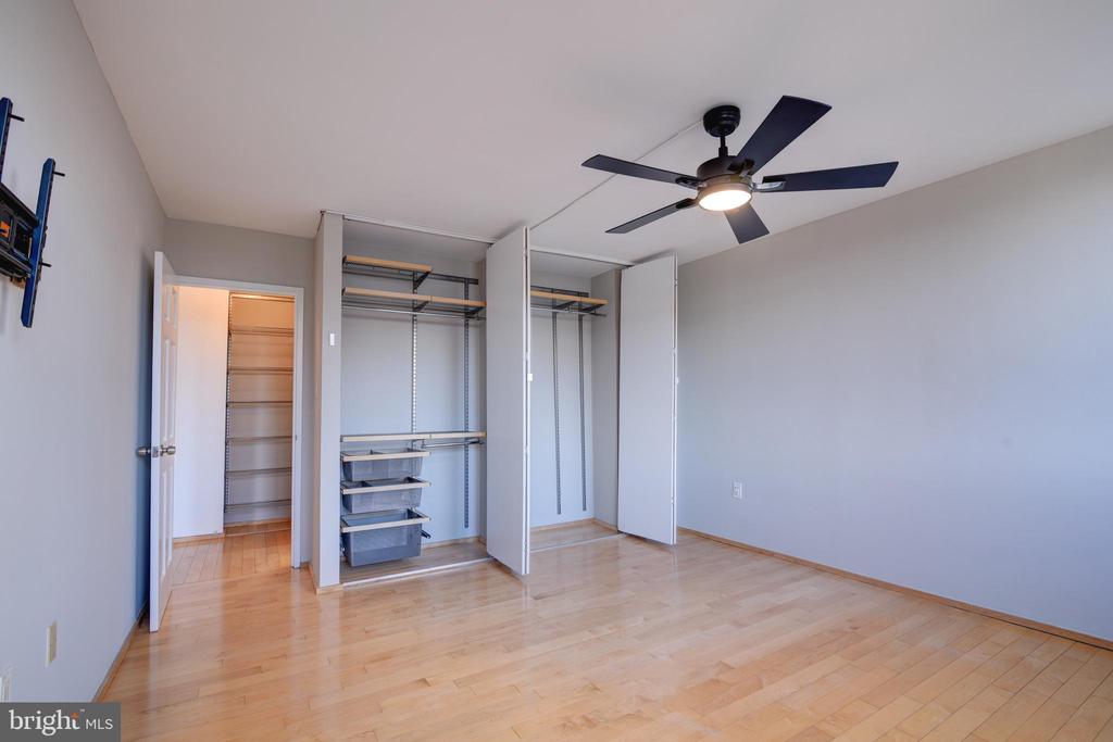 801 N PITT STREET 801