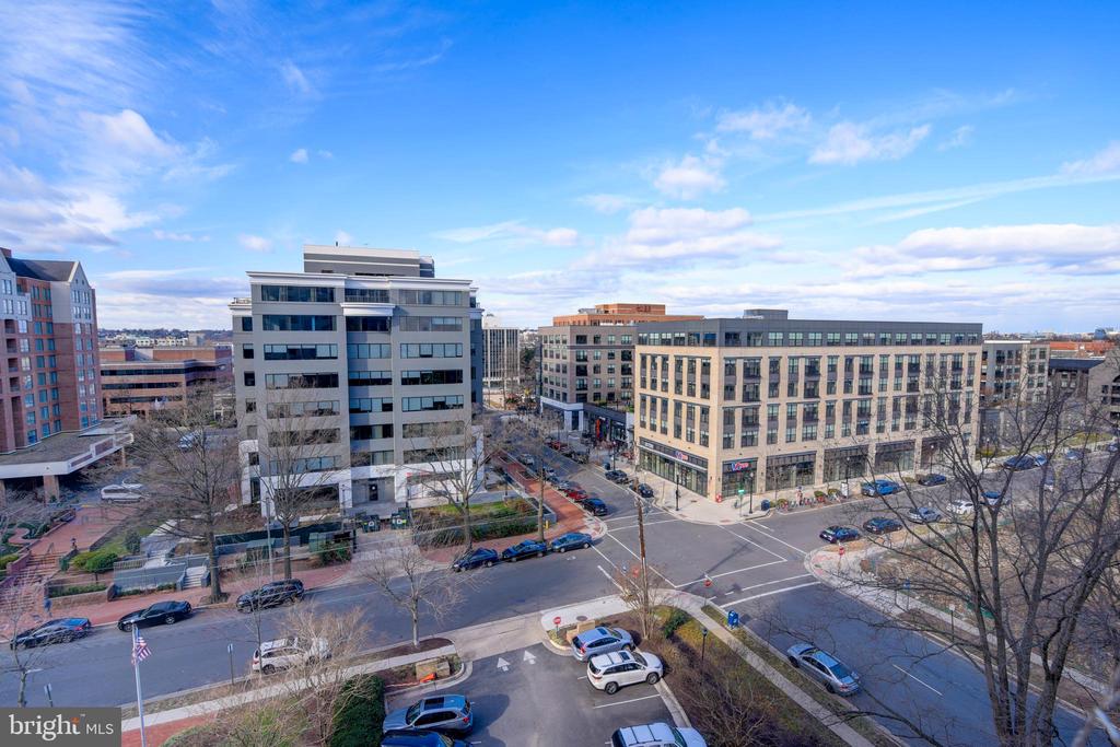 801 N PITT STREET 801