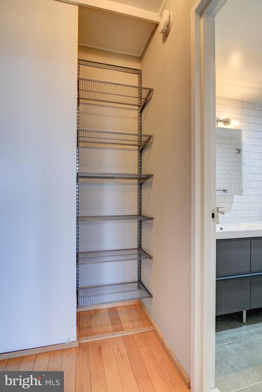 801 N PITT STREET 801