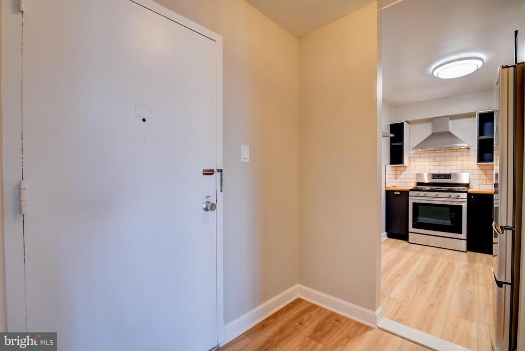 801 N PITT STREET 801