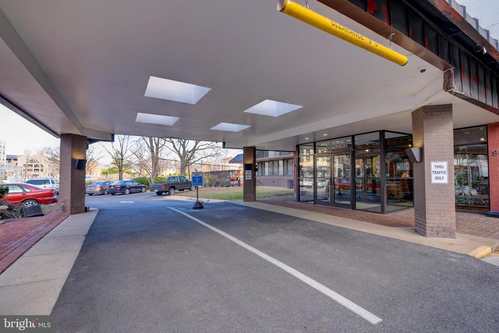 801 N PITT STREET 801