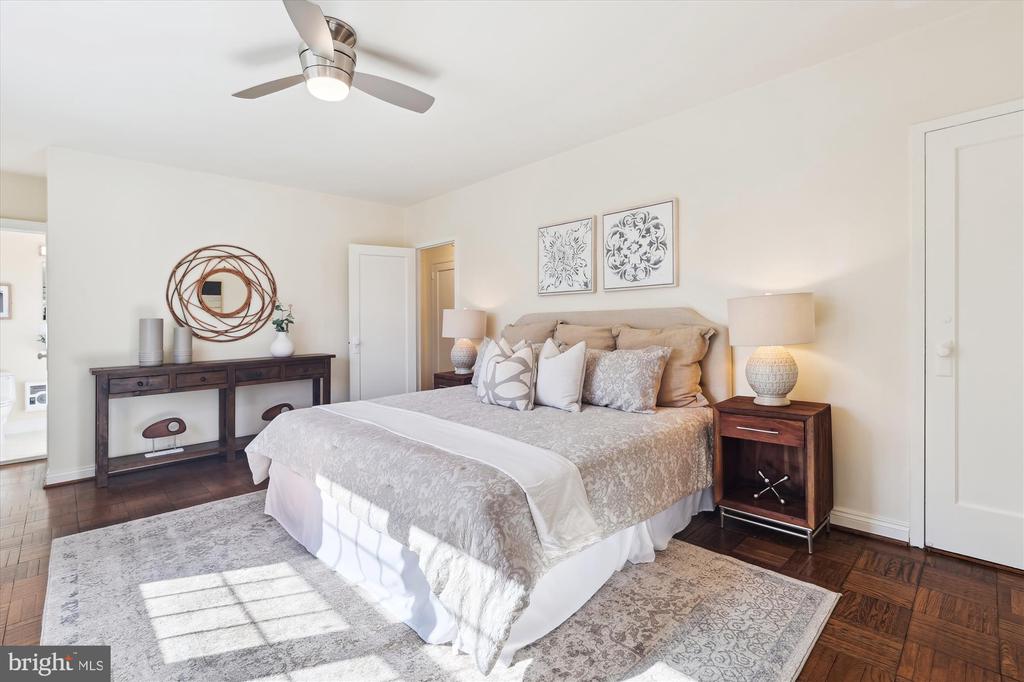 1538 MOUNT EAGLE PLACE