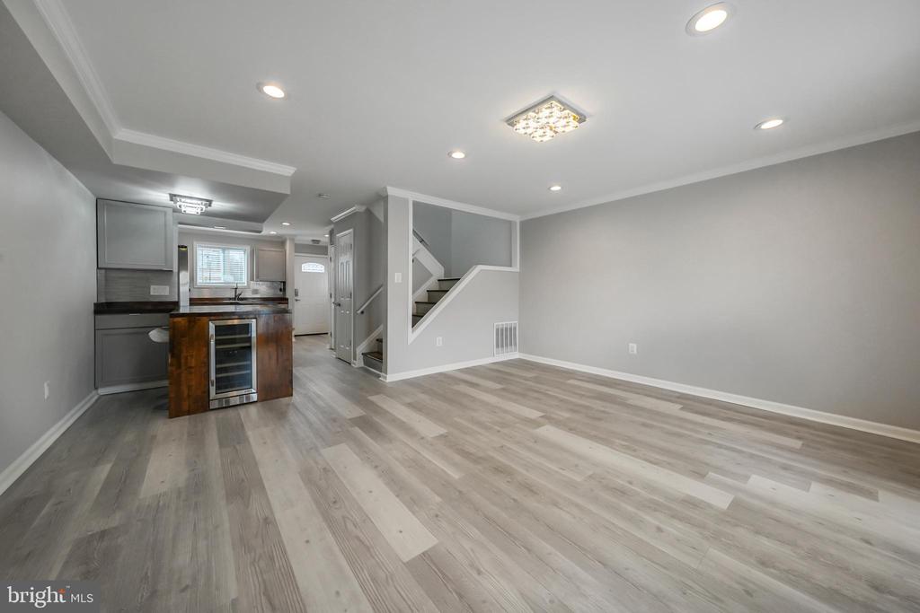 1015 FIRST STREET