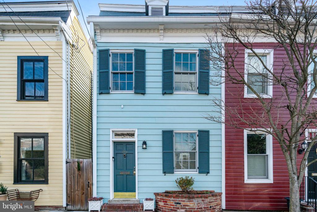 209 PAYNE STREET N