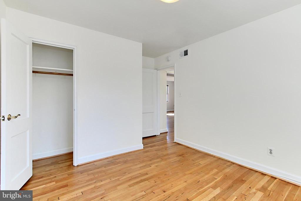 726 S FAYETTE STREET 21