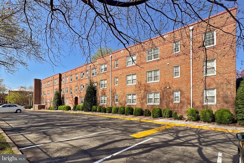 726 S FAYETTE STREET 21