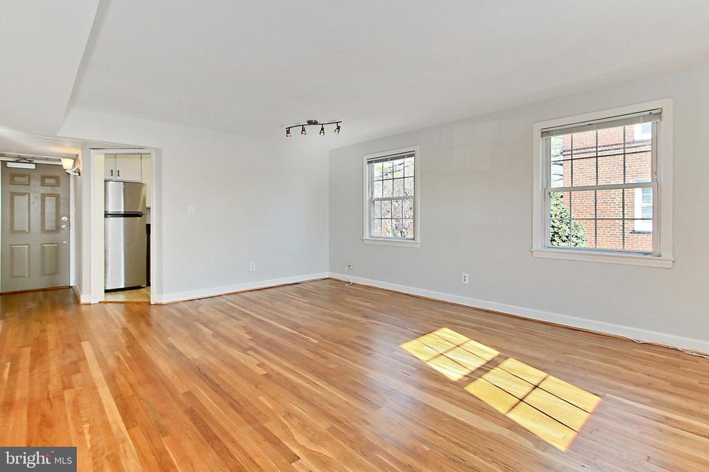 726 S FAYETTE STREET 21