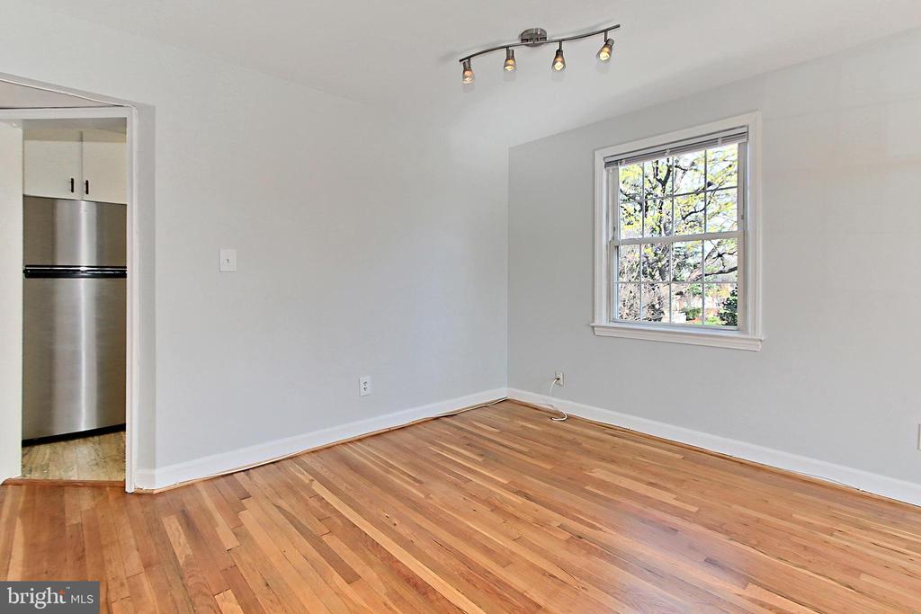 726 S FAYETTE STREET 21