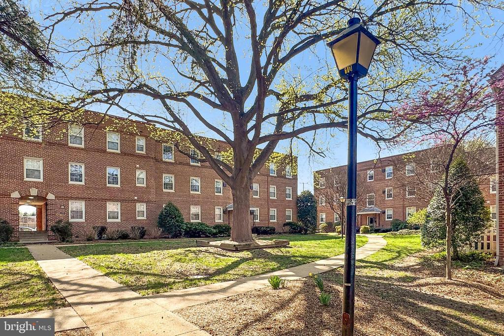 726 S FAYETTE STREET 21