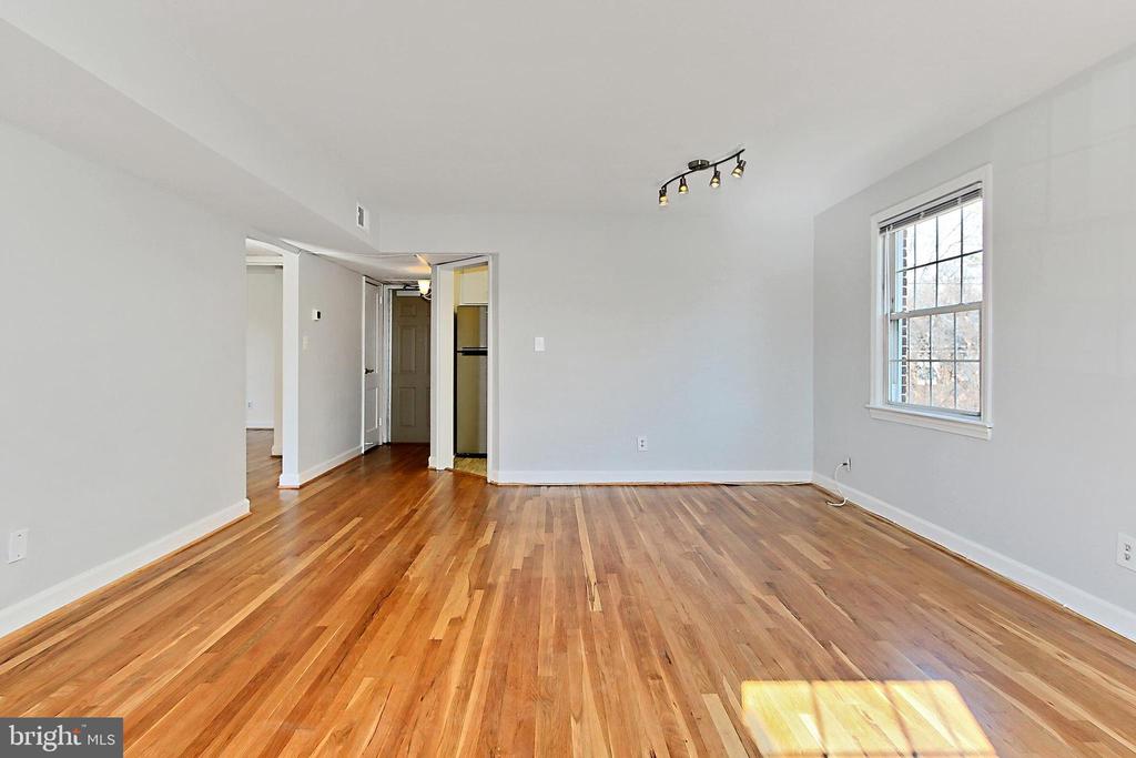 726 S FAYETTE STREET 21