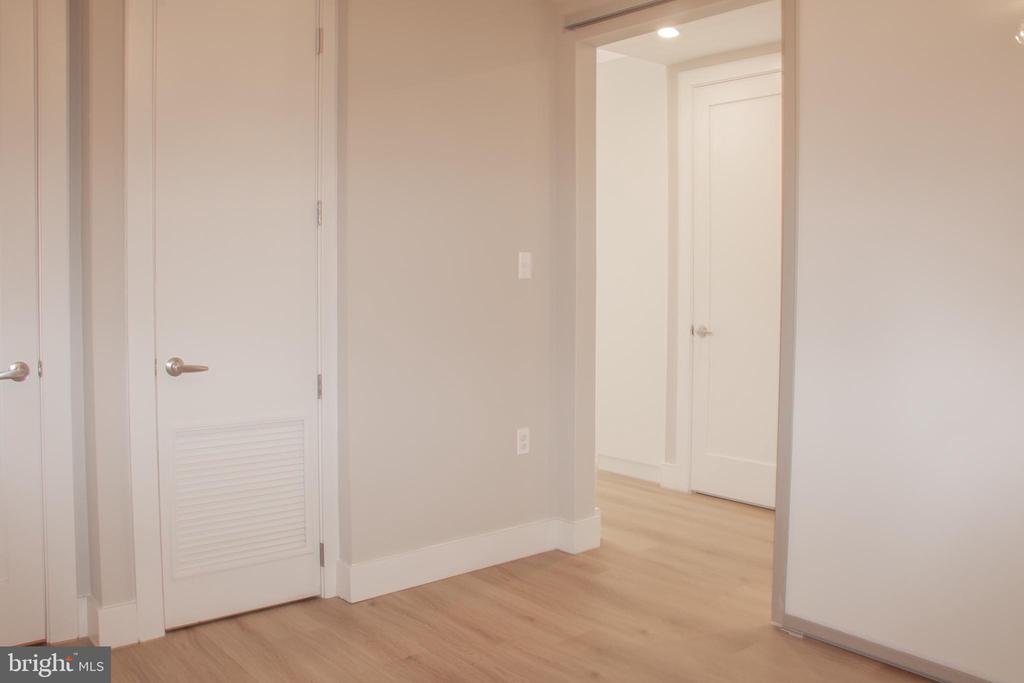 801 N FAIRFAX STREET 410