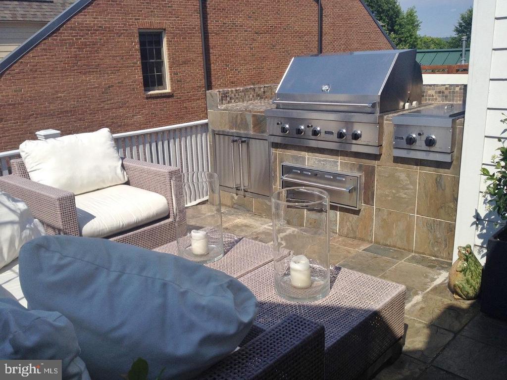 407 ORONOCO STREET