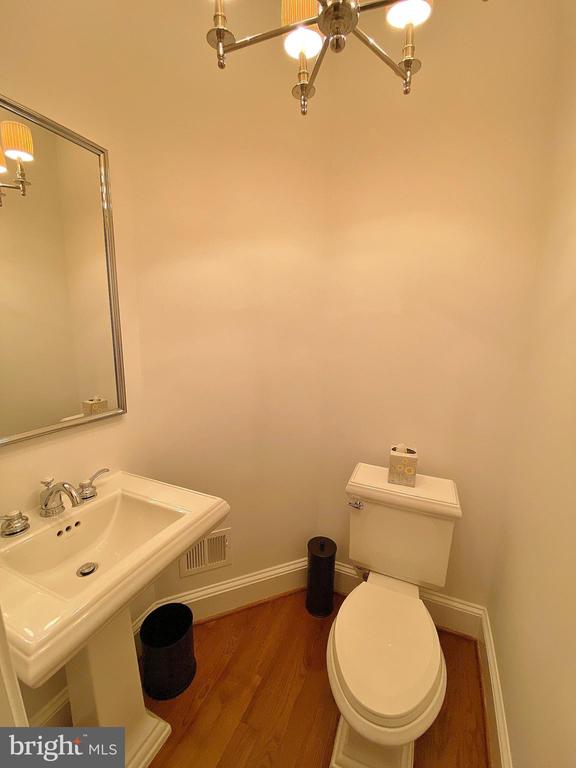 407 ORONOCO STREET