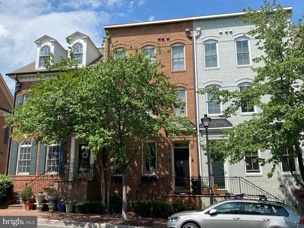 407 ORONOCO STREET