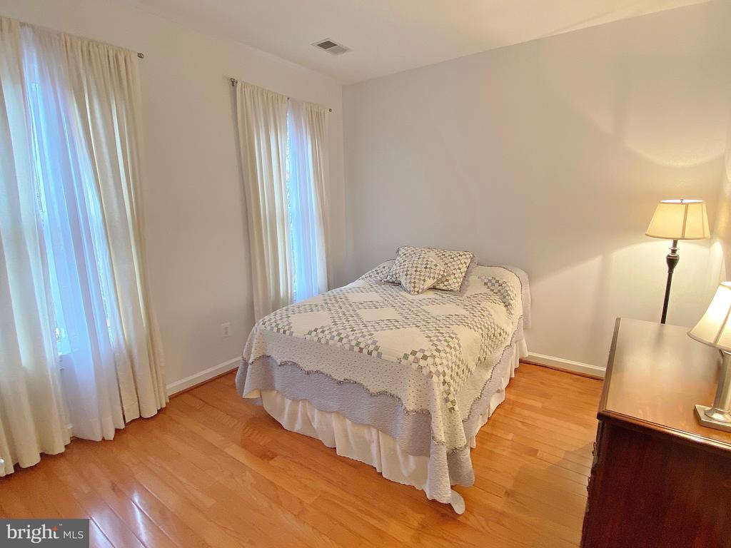407 ORONOCO STREET