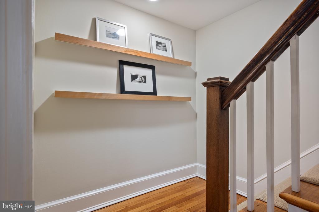 120 W MAPLE STREET