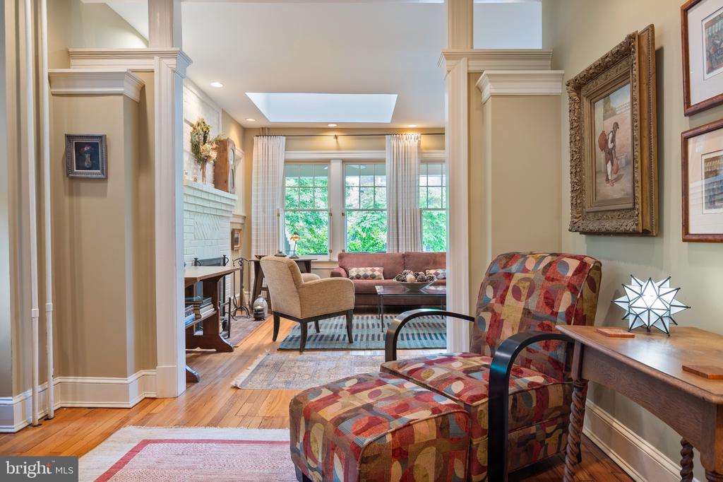 120 W MAPLE STREET