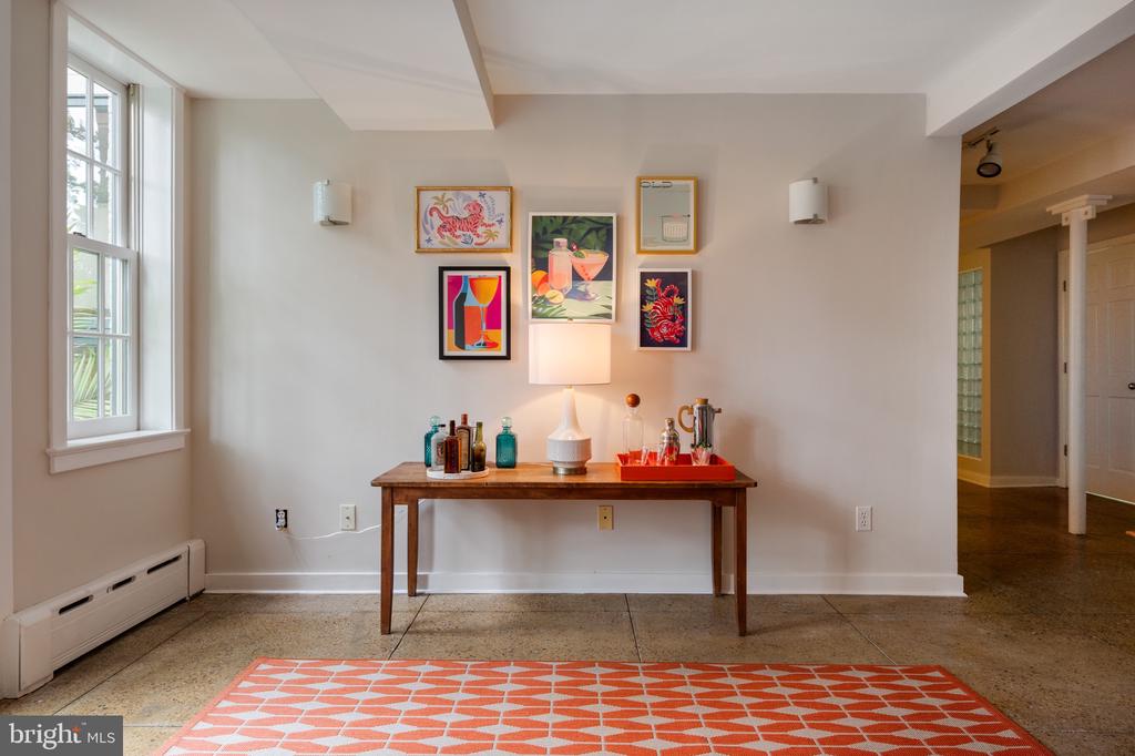 120 W MAPLE STREET