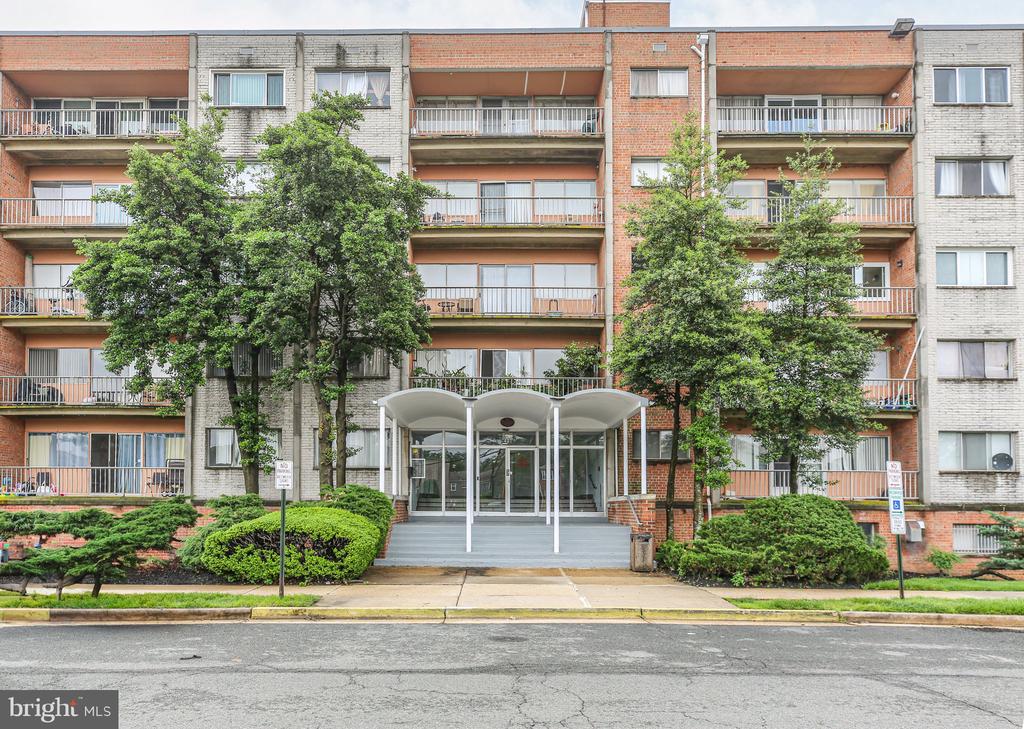 401 N ARMISTEAD STREET 309