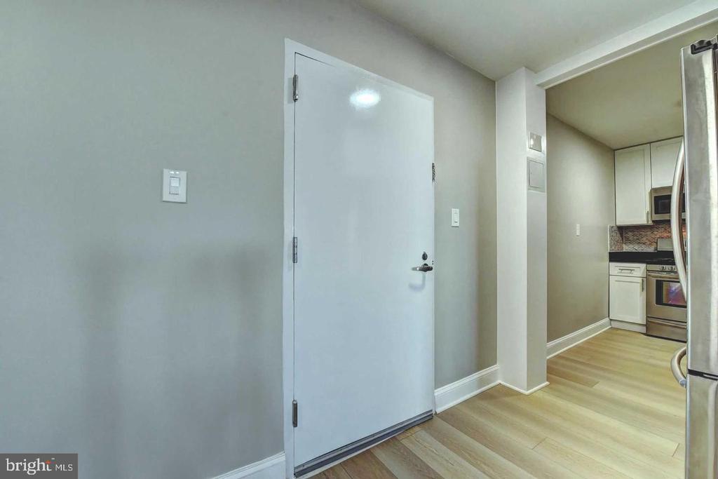 801 N PITT STREET N 1206