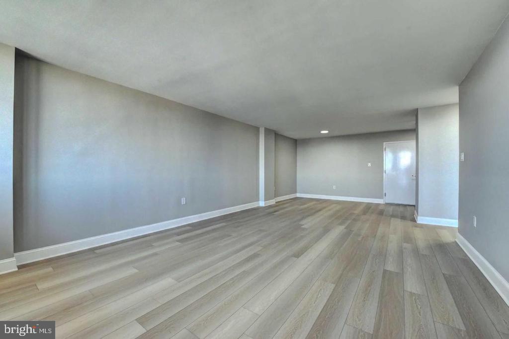 801 N PITT STREET N 1206