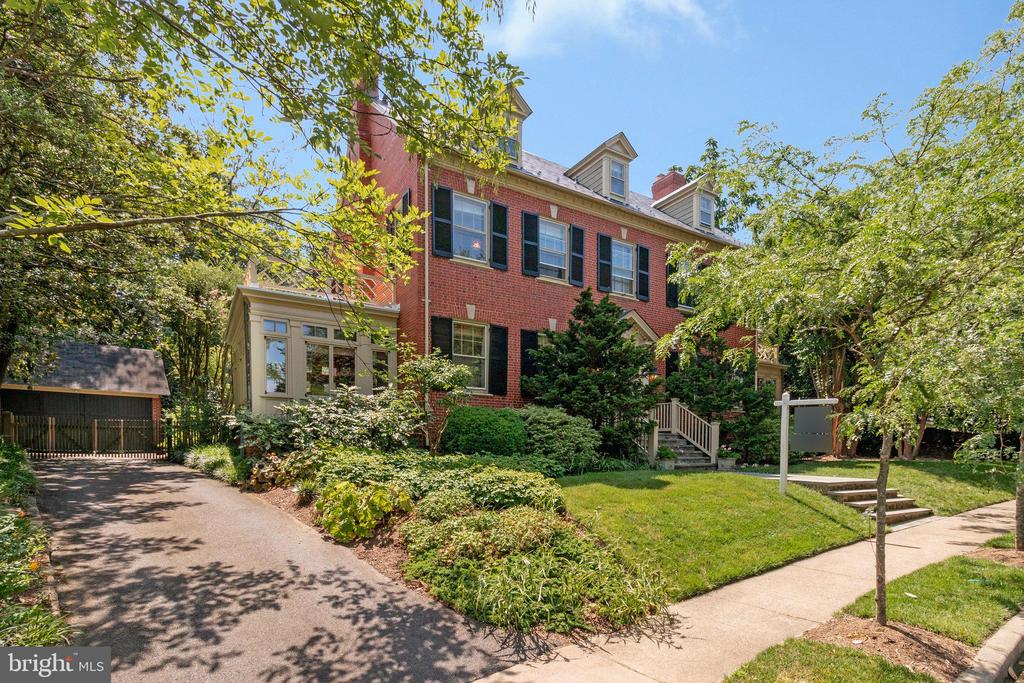 412 N VIEW TERRACE