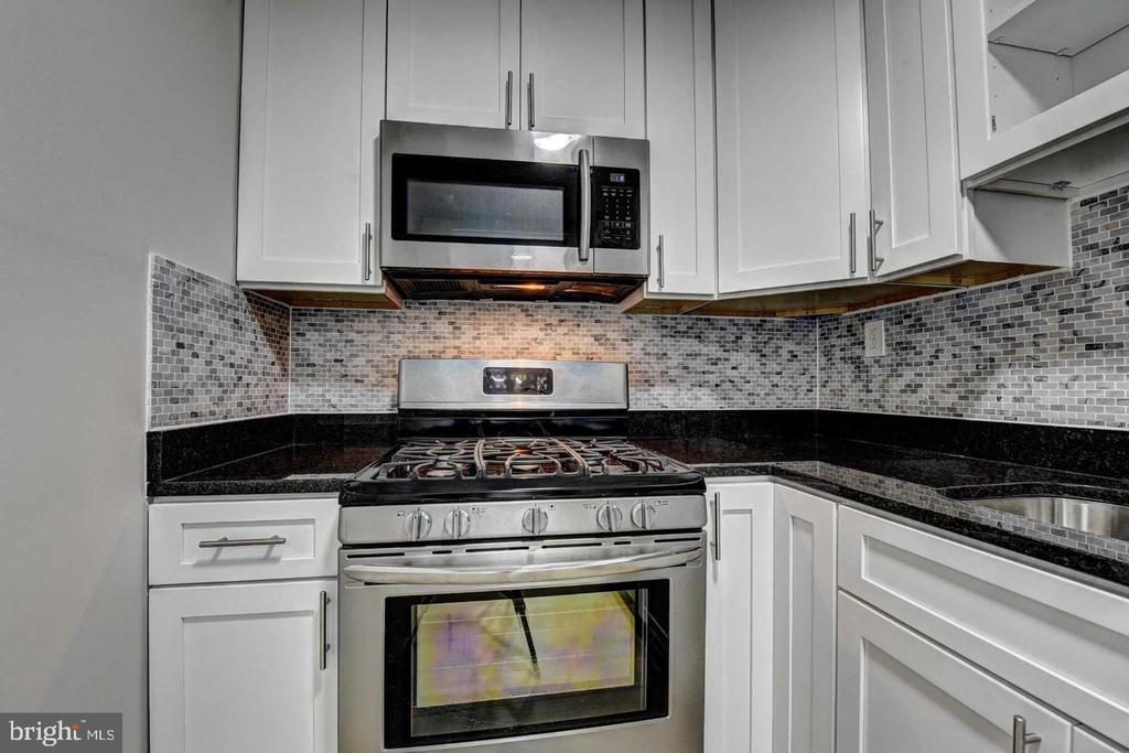 801 N PITT STREET N 1206