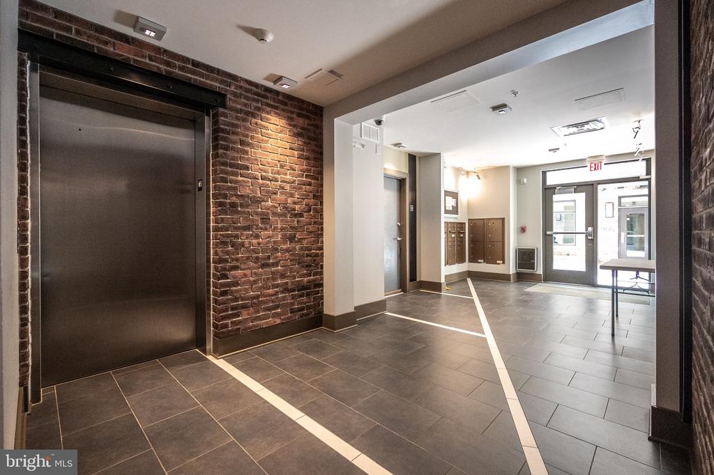 915 N PATRICK STREET 406