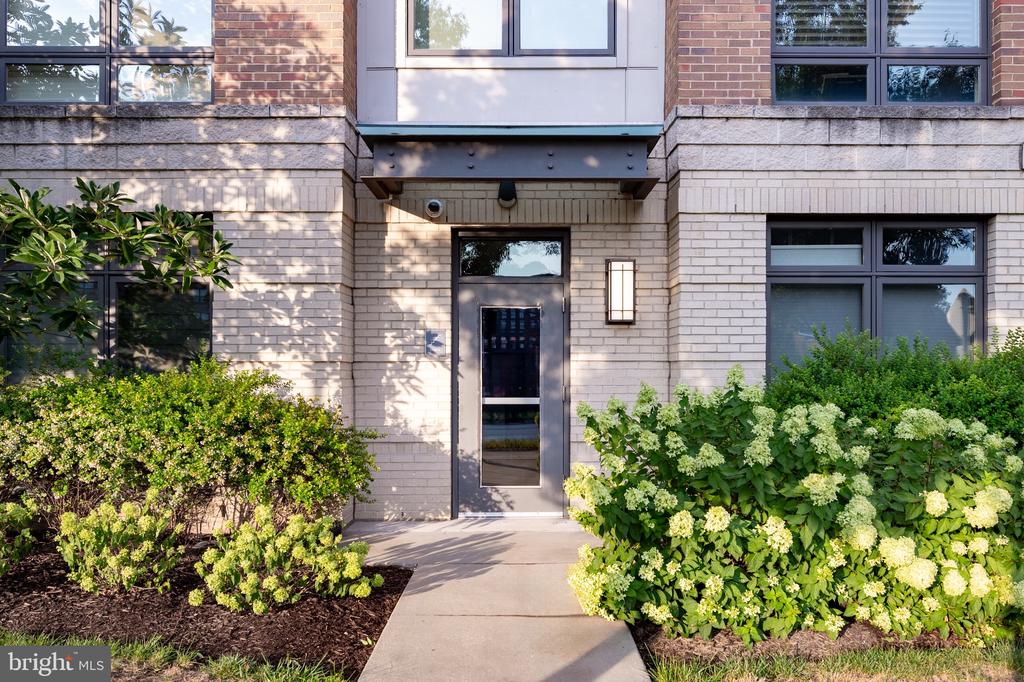915 N PATRICK STREET 406