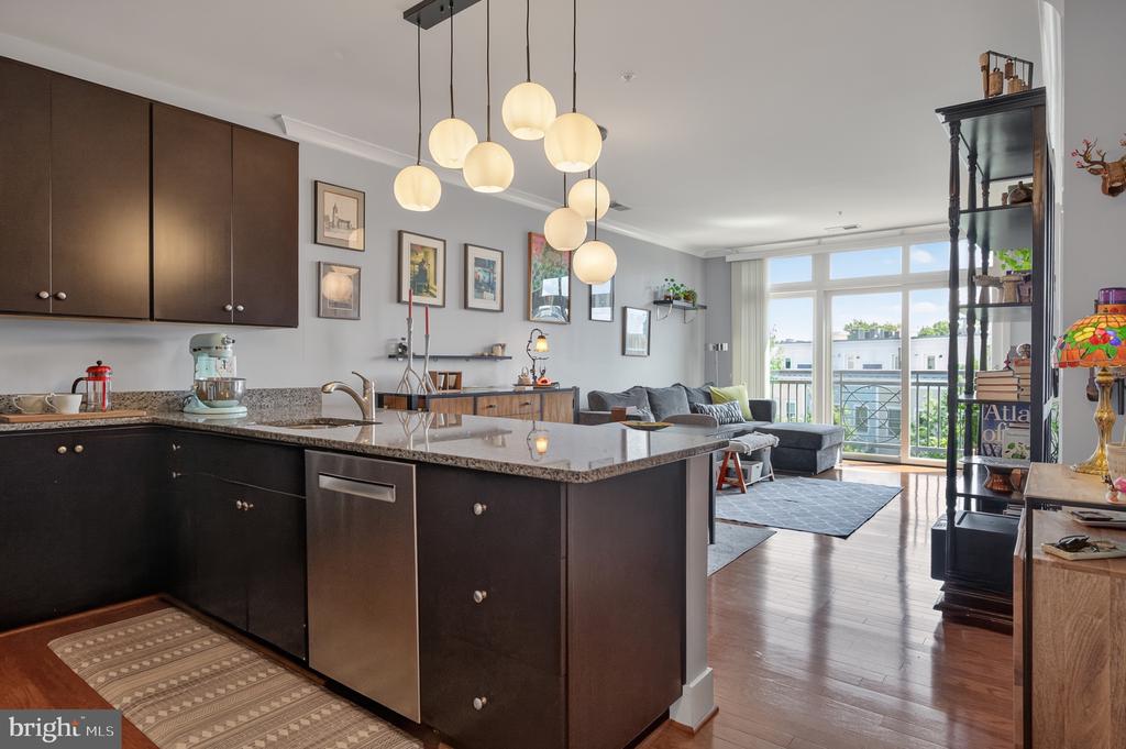 915 N PATRICK STREET 406