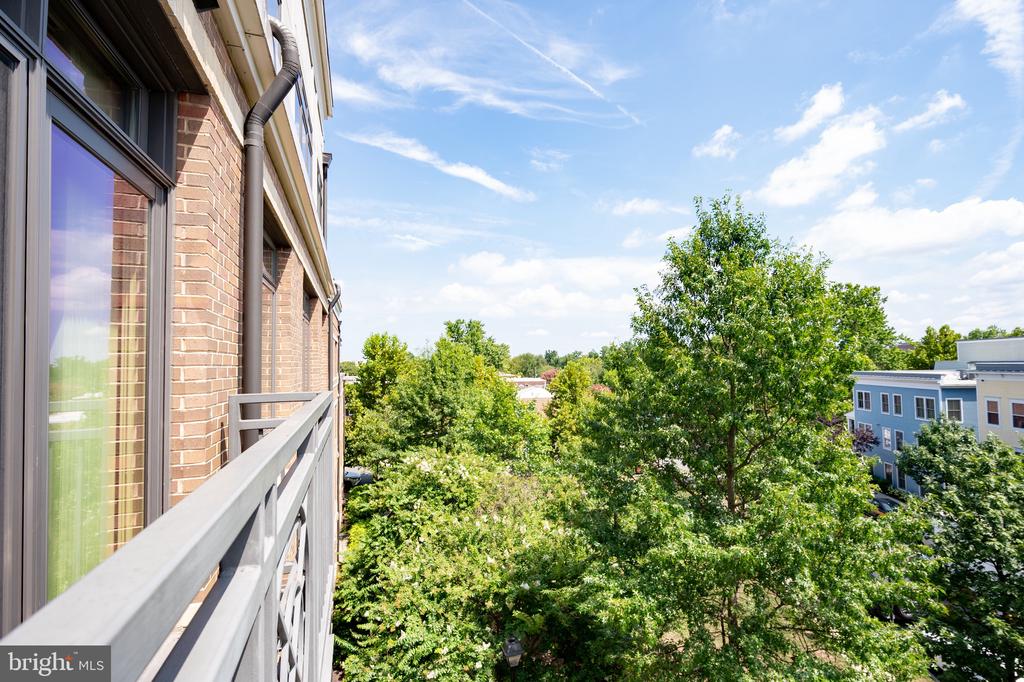 915 N PATRICK STREET 406