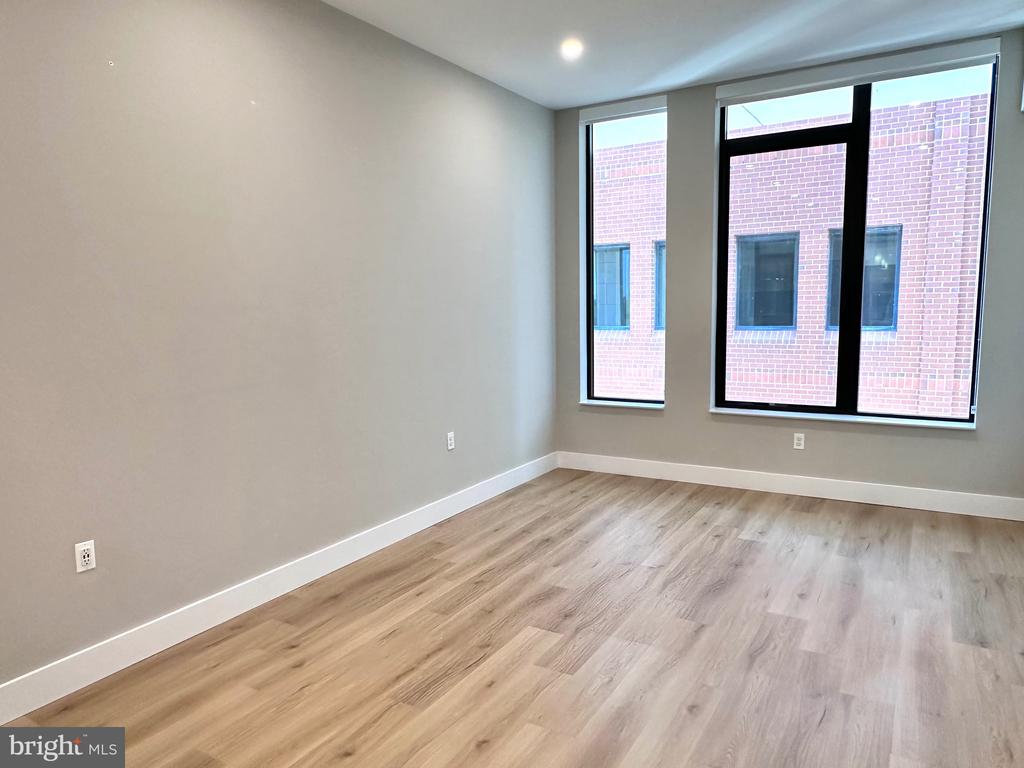 801 N FAIRFAX STREET 318