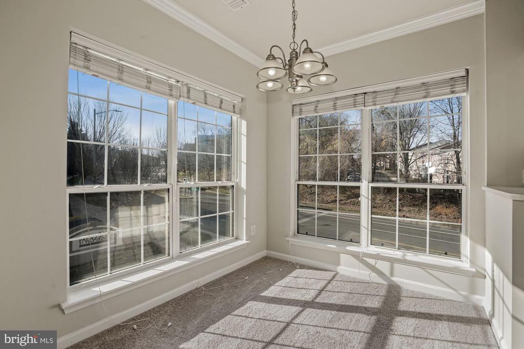 4561 STRUTFIELD LANE 3215