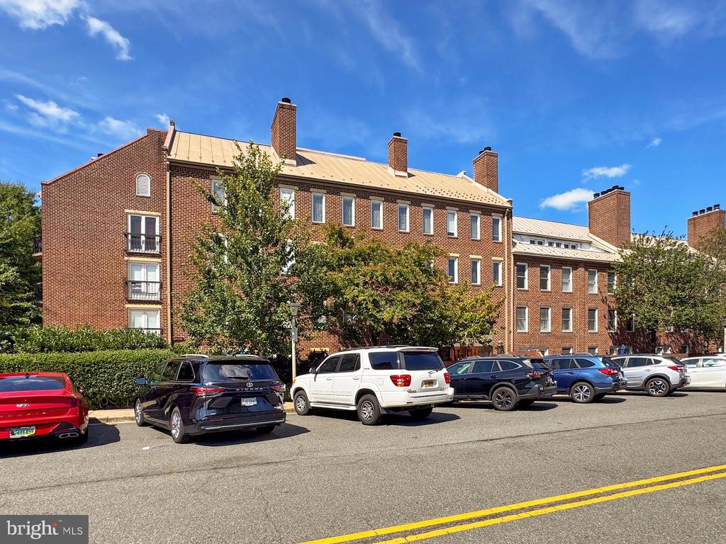 801 S PITT STREET 435
