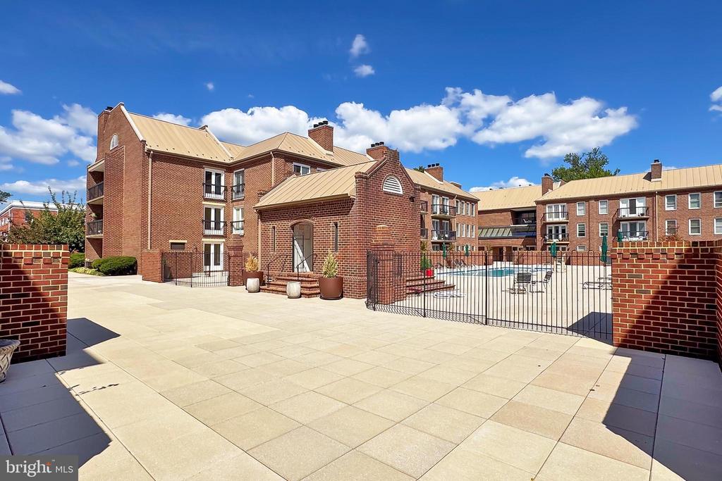 801 S PITT STREET 435