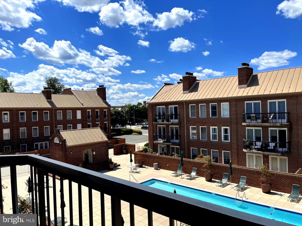 801 S PITT STREET 435