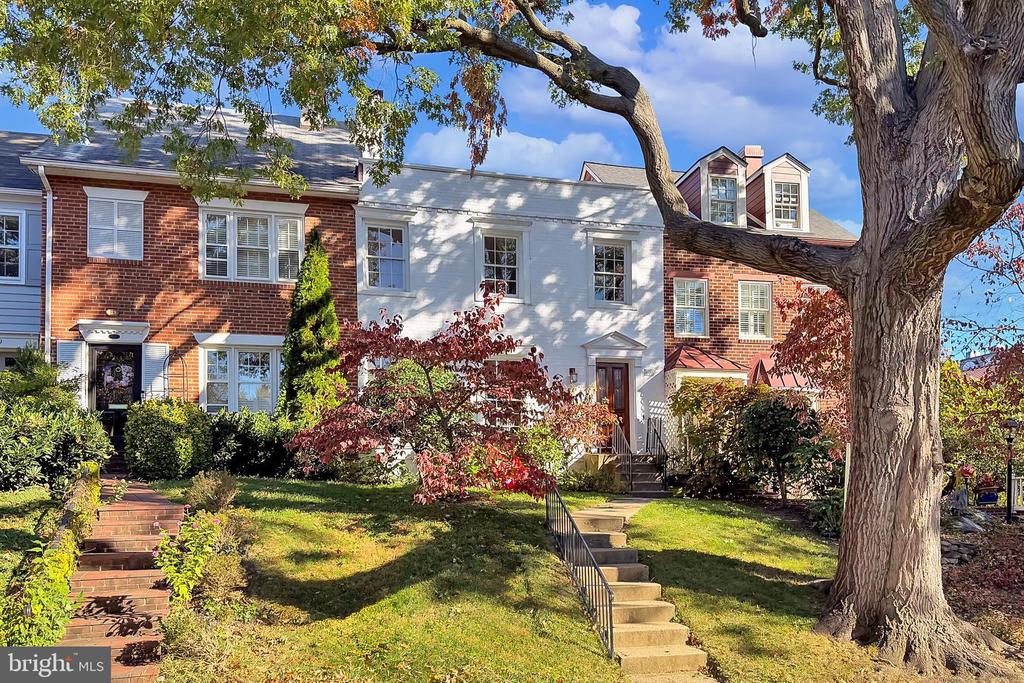 805 GREEN STREET