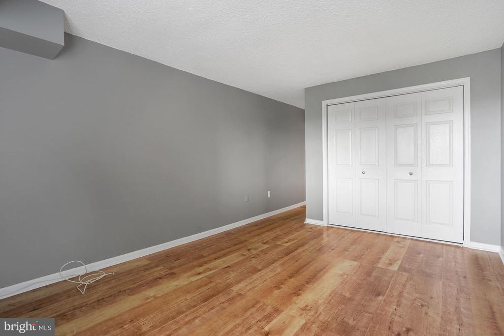200 N PICKETT STREET 513