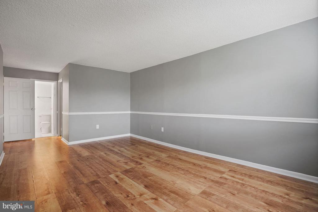 200 N PICKETT STREET 513