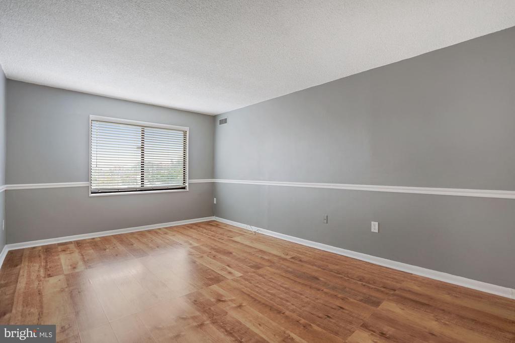 200 N PICKETT STREET 513