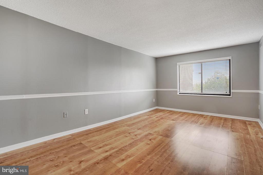 200 N PICKETT STREET 513