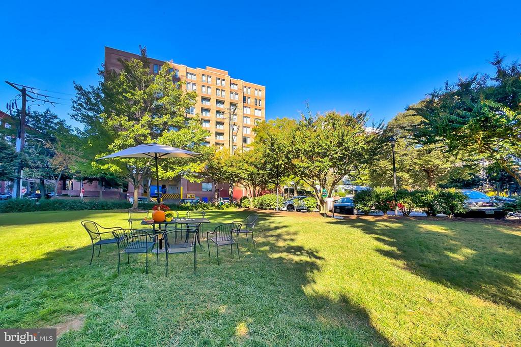 801 N PITT STREET 505