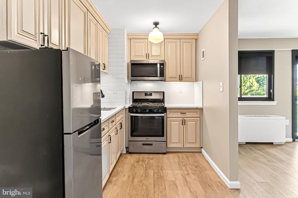 801 N PITT STREET 505