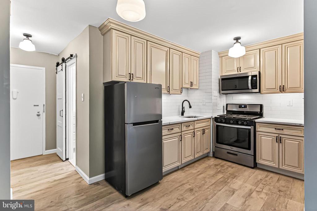801 N PITT STREET 505