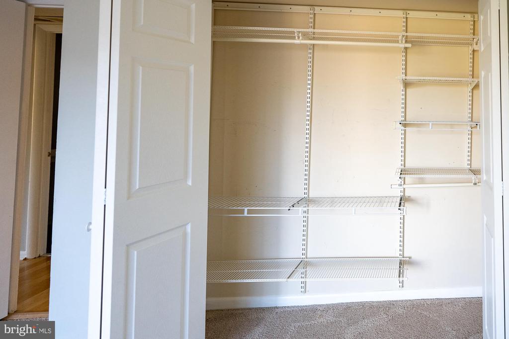 104 ROBERTS LANE 401