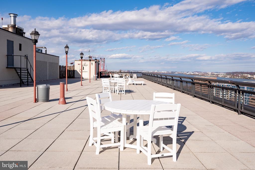 801 N PITT STREET 1708
