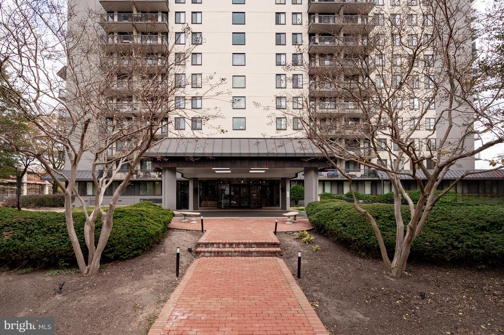 801 N PITT STREET 1708