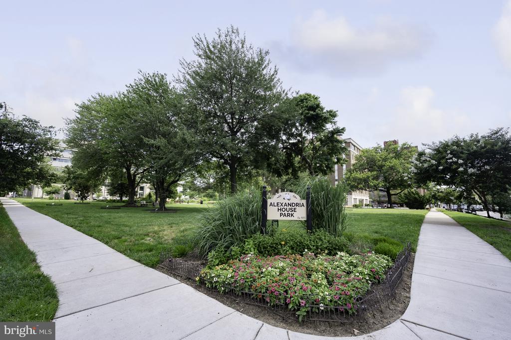 801 N PITT STREET 1708